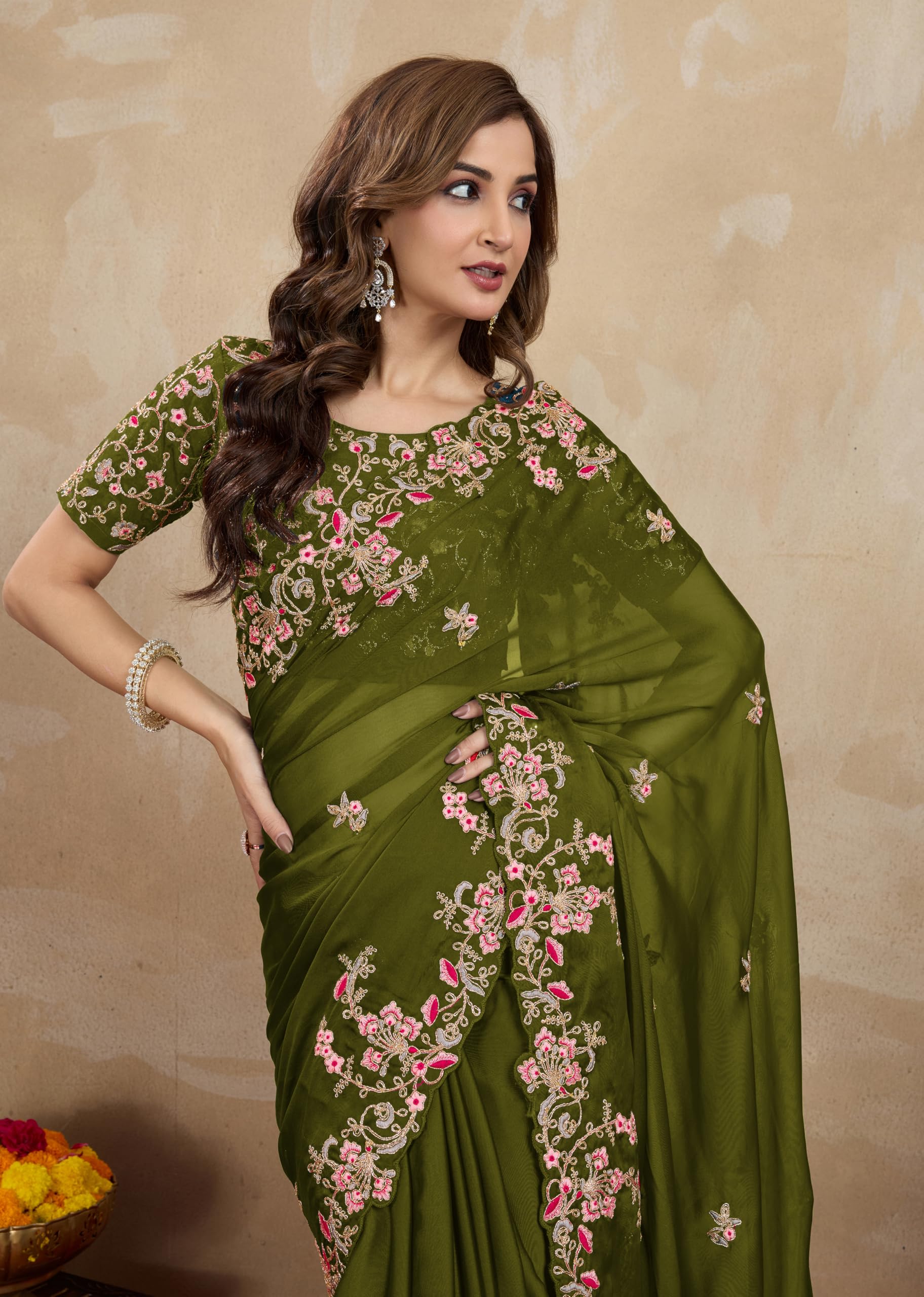 TRENDMALLS Women's Rangoli Silk Embroidred Saree with Unstitch Blouse Piece - Image 3